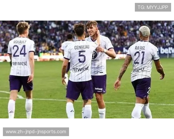 法甲各球队防守策略解读及战术布置比较